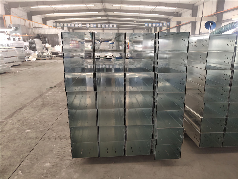 總結(jié)梯式電纜橋架的生產(chǎn)規(guī)格有哪些呢